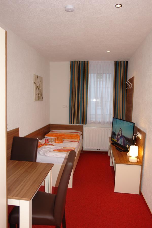 Hotel Garni Daniela Urich Schwanenstadt Ngoại thất bức ảnh